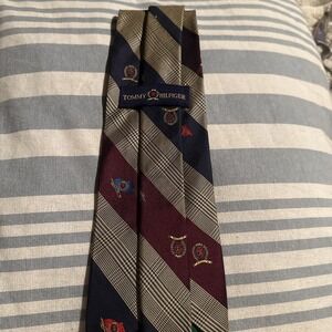 Tommy Hilfiger 100 % Silk Neck Tie B9